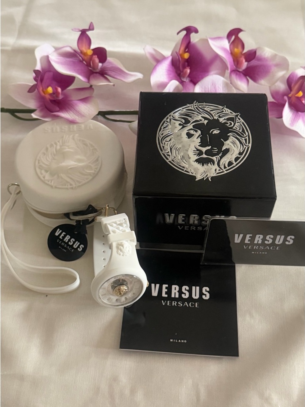 Versace Versus Fire Island White Gold Lion Head Watch NEW With Tag & Box